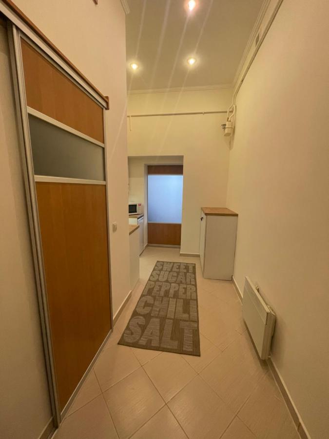Apartment With The View Of The Opera House Lviv Ngoại thất bức ảnh